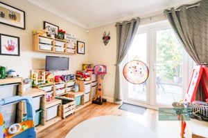 Photo 30- click for photo gallery